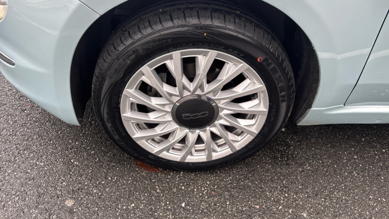 Fiat 500 1.0 Mild Hybrid Dolcevita [Part Leather] 3dr Petrol Hatchback